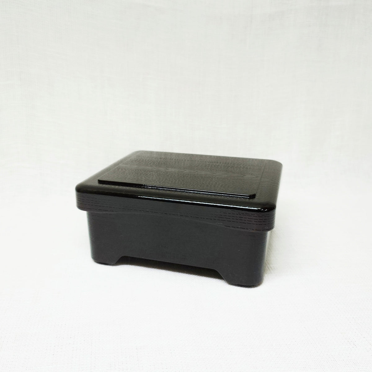 耐熱ABS 木目丼重 溜内朱【00704794】 – 大阪漆器オンラインストア