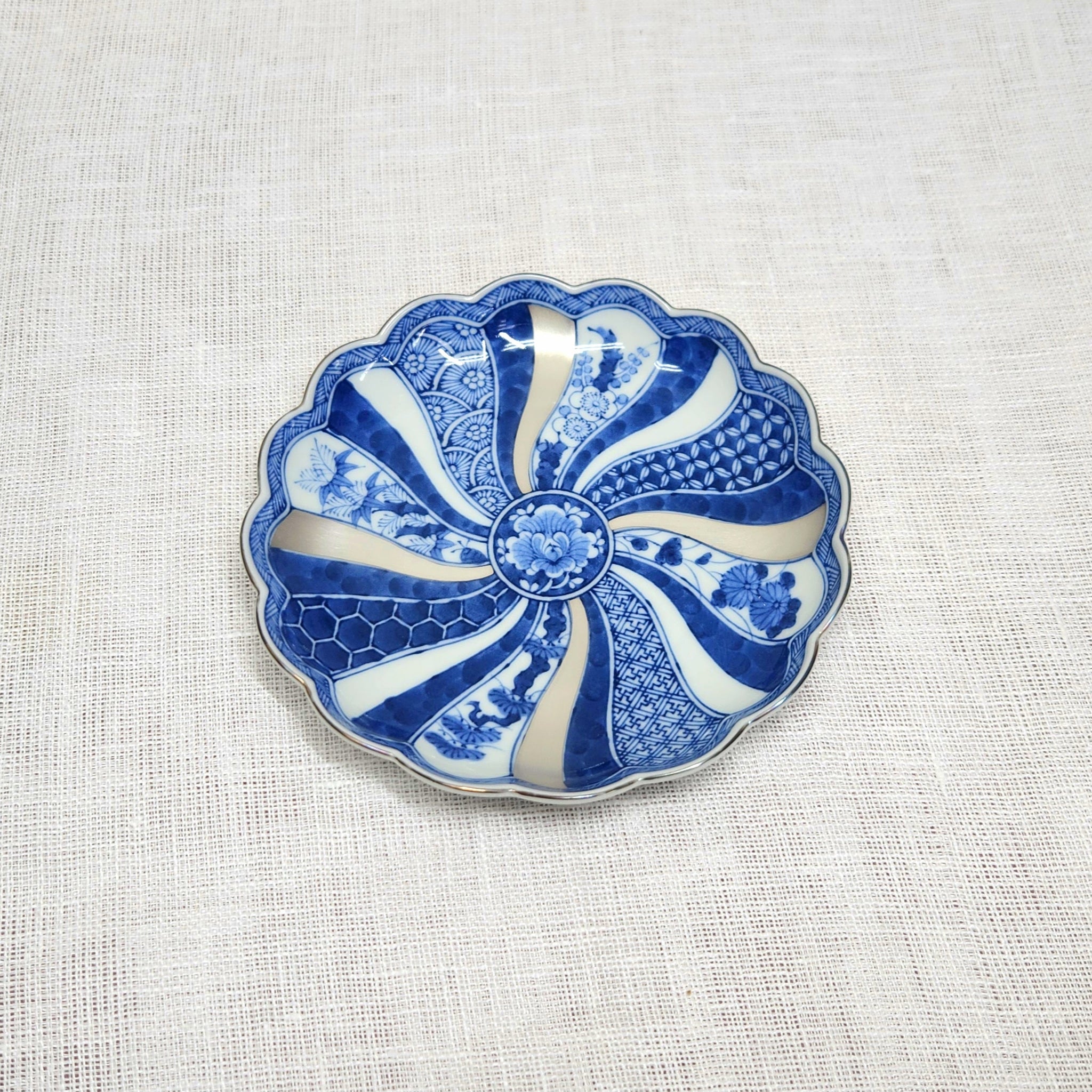 漆器の井助　isuke SAKASATSUKI KASA & ARIAKE 漆器の井助 isuke SAKASATSUKI KASA & ARIAKE SAKE CUP