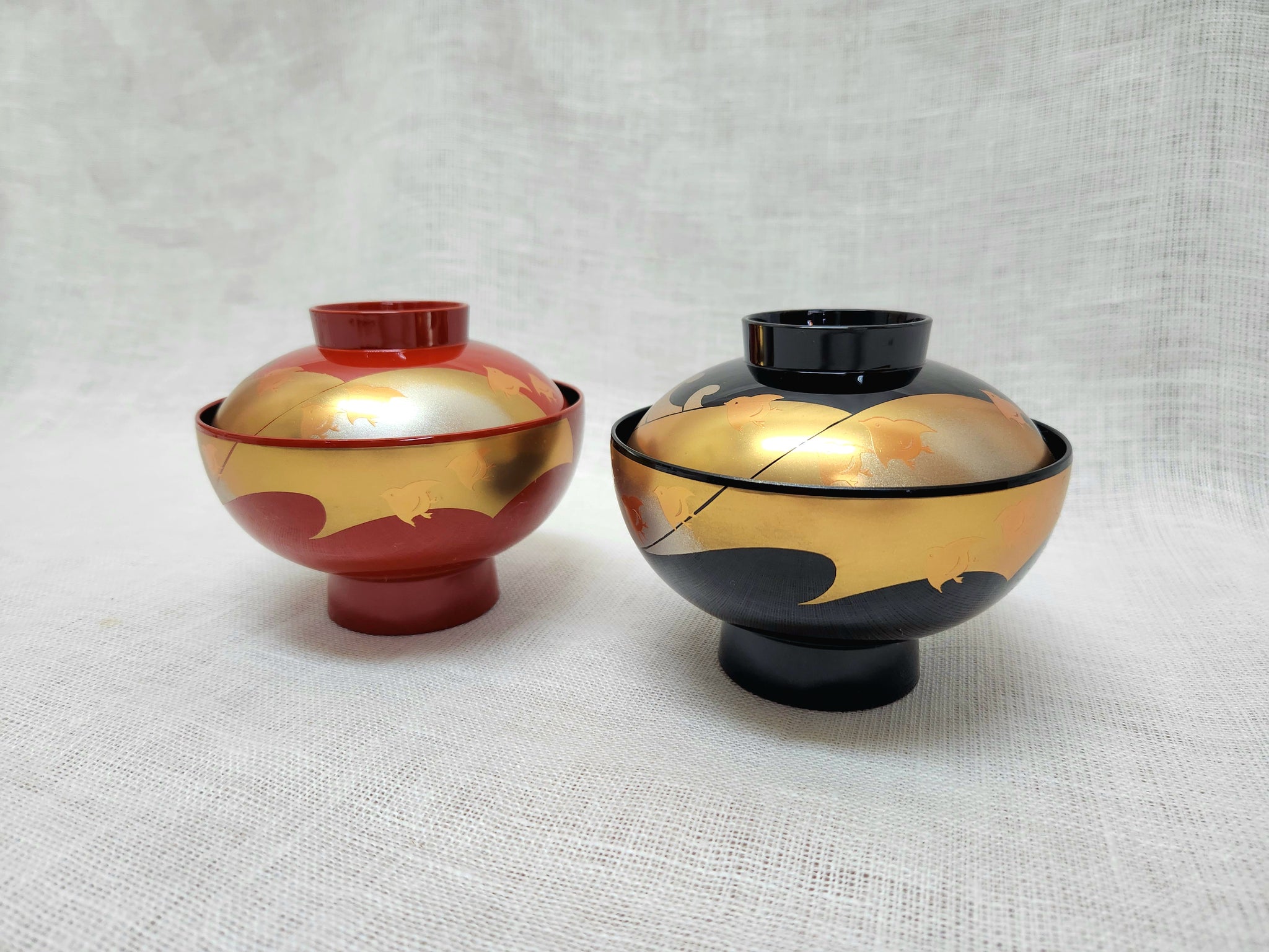 御殿吸椀 黒波千鳥【01011606】 – 大阪漆器オンラインストア