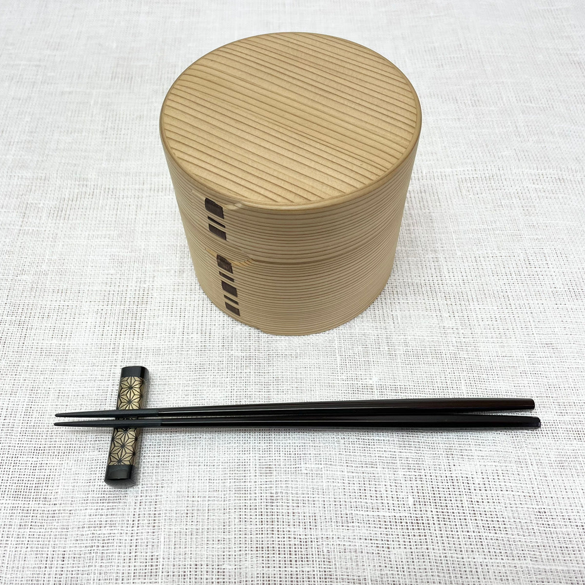 大館工芸社 曲げわっぱ二ッ重ね丸弁当 – 大阪漆器オンラインストア